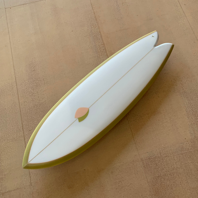 Fish-Twin-Keel-640×640